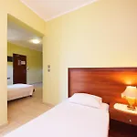 Esmeralda Lägenhetshotell 3*