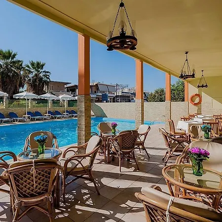 Apart-hotel Esmeralda