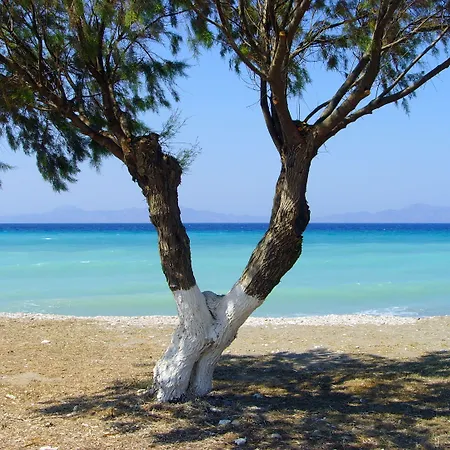 Esmeralda Apart-hotel 3*