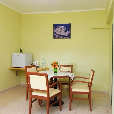 Apartmanhotel Esmeralda 3*