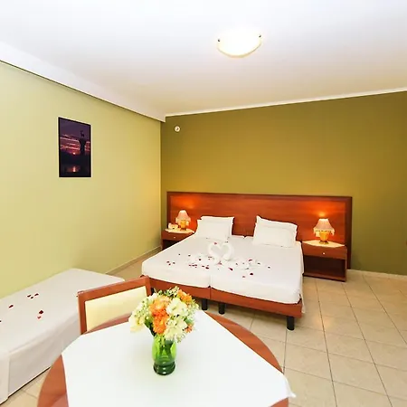Esmeralda Apartmanhotel