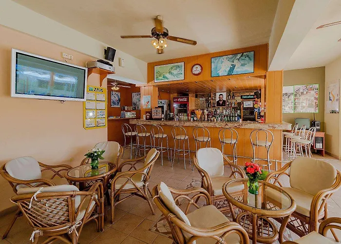 Esmeralda Appart hôtel Kremastí