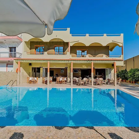 Aparthotel Esmeralda Kremastí