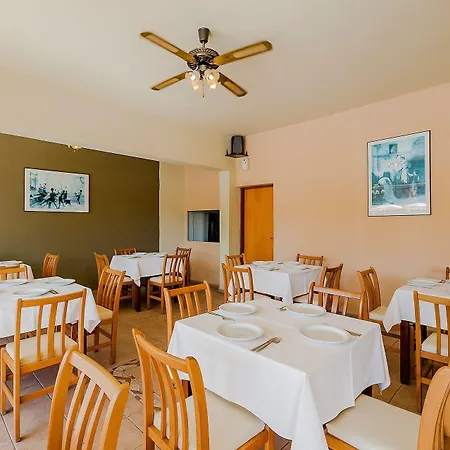 Aparthotel Esmeralda Kremastí
