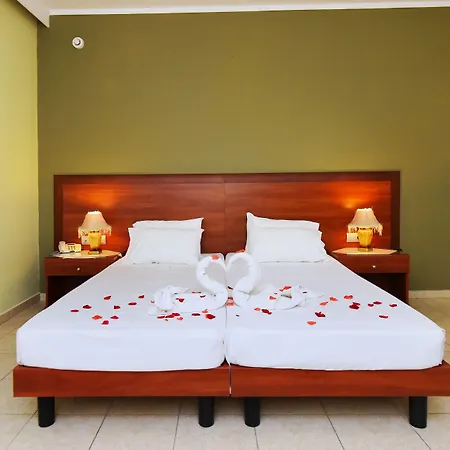 Esmeralda Apart Otel 3*