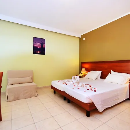 Apartahotel Esmeralda