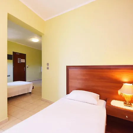 Esmeralda Lägenhetshotell 3*