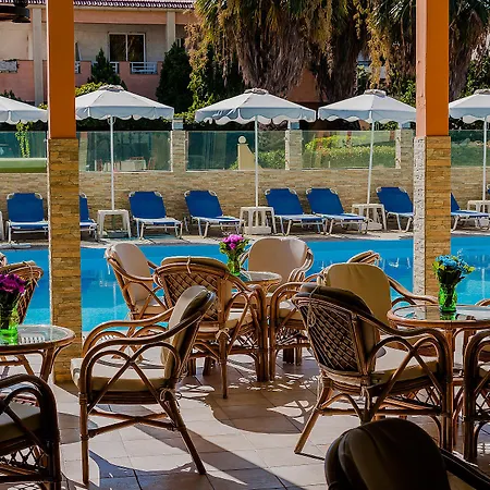 Esmeralda 3* Кремасти