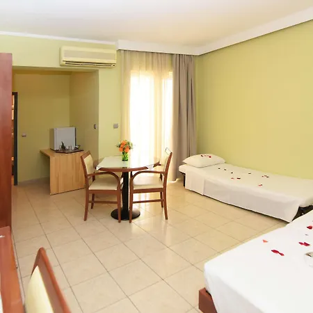 Esmeralda Apartahotel