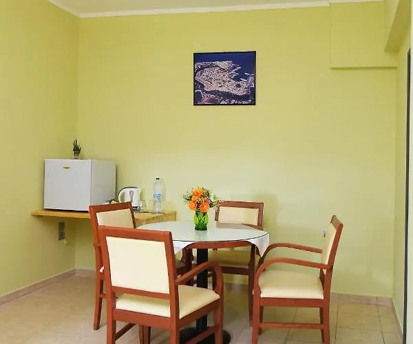 Apartmanhotel Esmeralda 3*