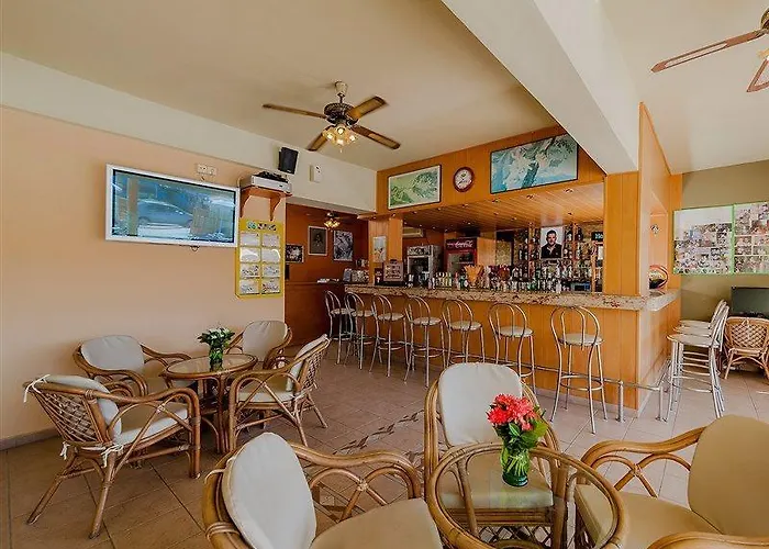 Esmeralda 3* Kremasti (Rhodes)