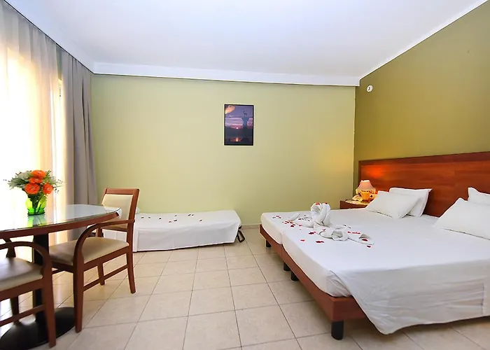 Esmeralda 3* Kremasti (Rhodes)