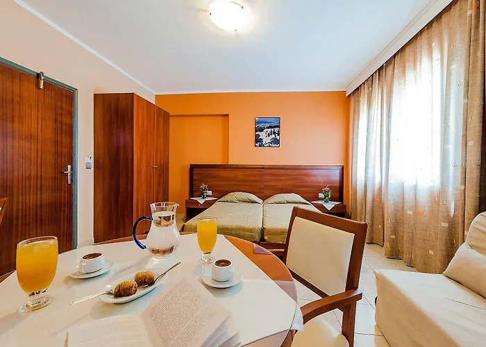 Esmeralda 3* Kremasti (Rhodes)