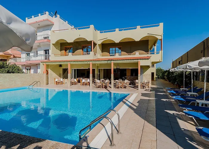 Esmeralda Apartmanhotel 3*