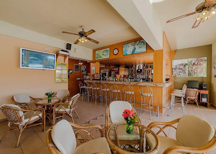 Apartmanhotel Esmeralda 3*